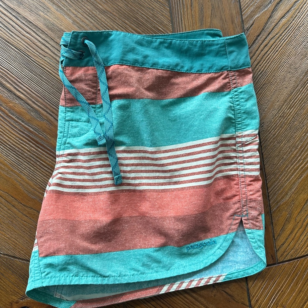 Patagonia Women’s Wavefarer Boardshorts